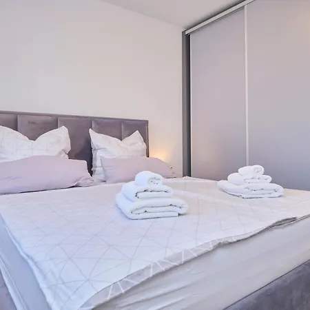 Apartment Ray By Litto Trogir