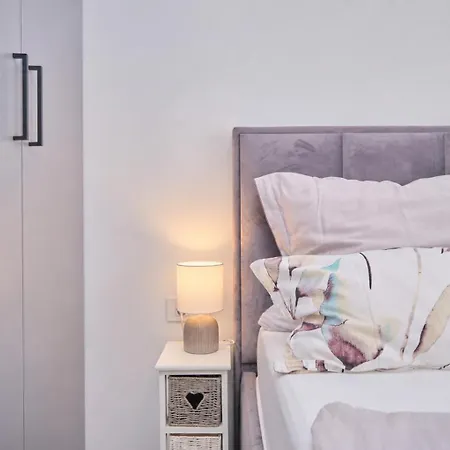 Ray By Litto Apartment